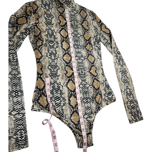 I.AM.GIA Kenzie Snakeskin Bodysuit Long Sleeve Mock Neck Size Small - Picture 11 of 14